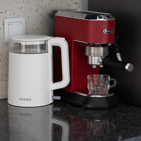 Jasny Z Ogrodem I Parkingiem Na Przedmiesciach Warszawy By Renters